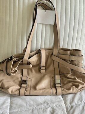 L. K. Bennett Cream Beig Tan Soft Leather Stachel Handbag Great Condition!